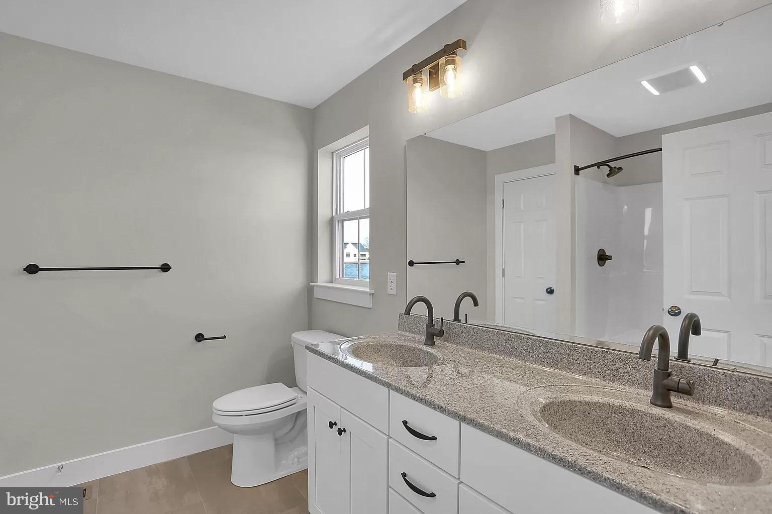 MADISON COURT - Residential Lease