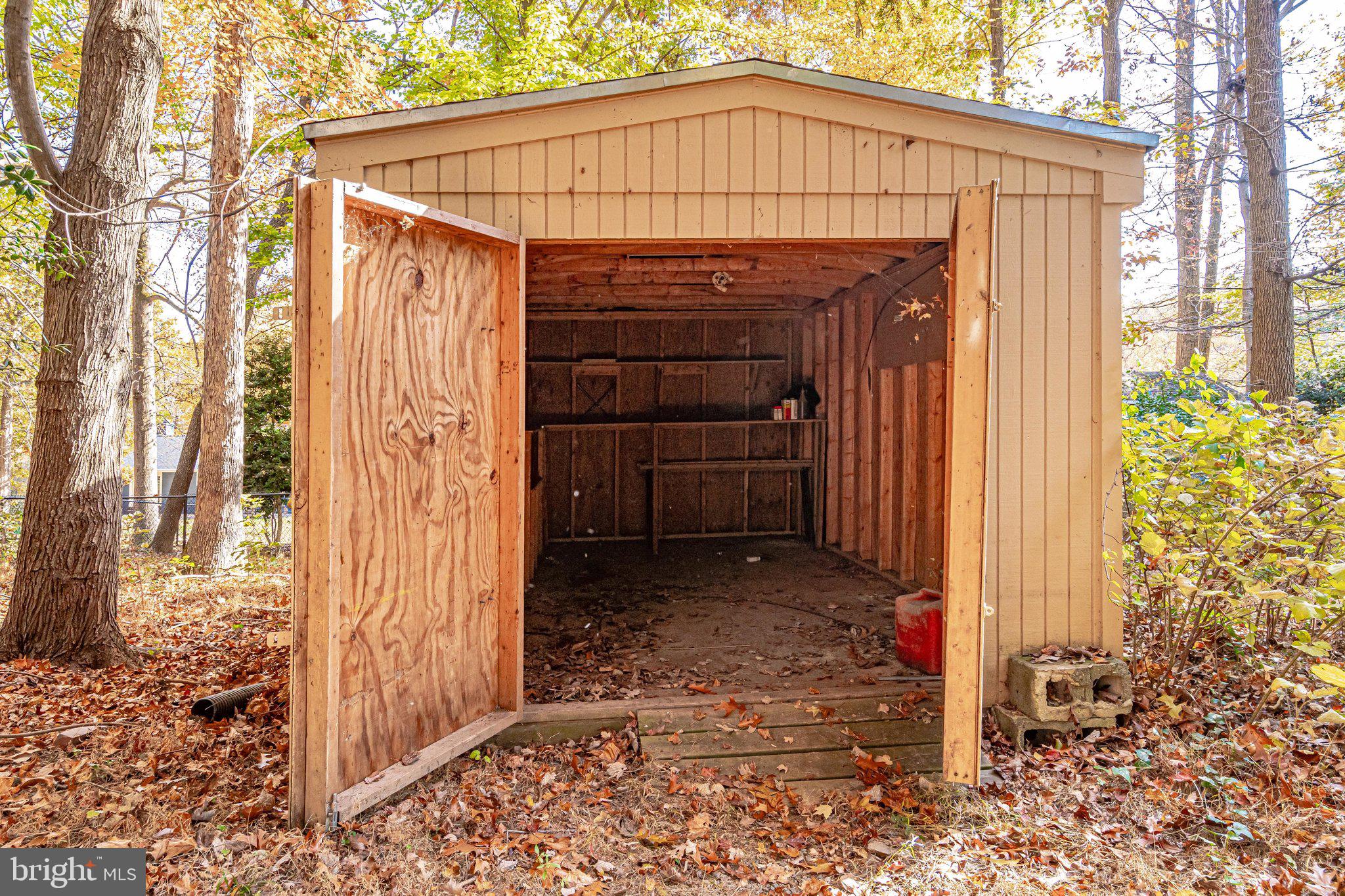 WOODS OF ILDA - Residential