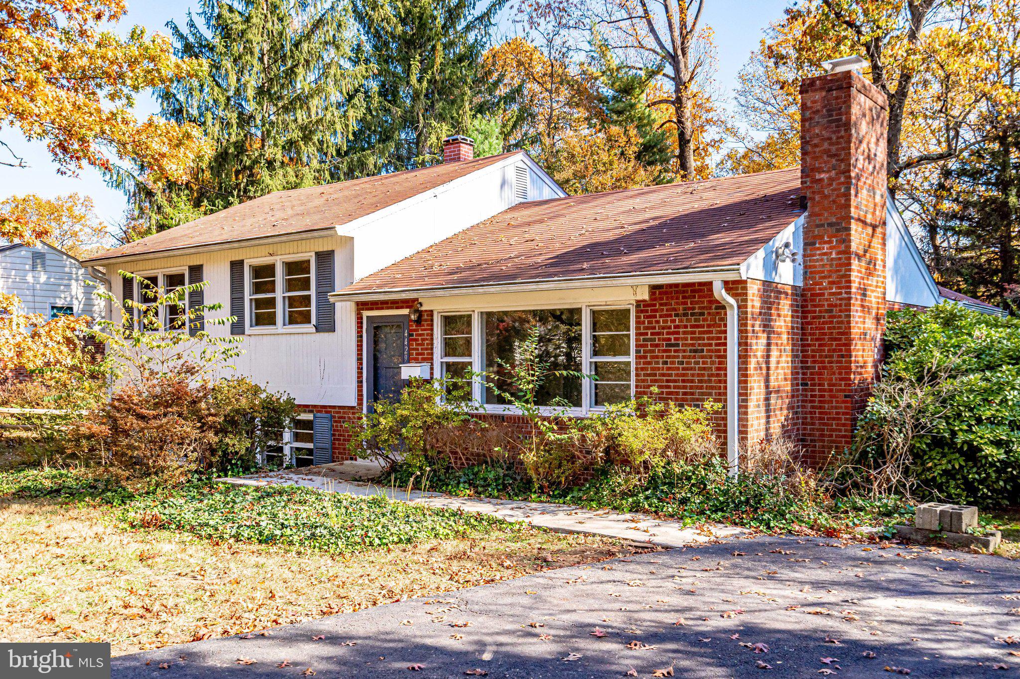 WOODS OF ILDA - Residential