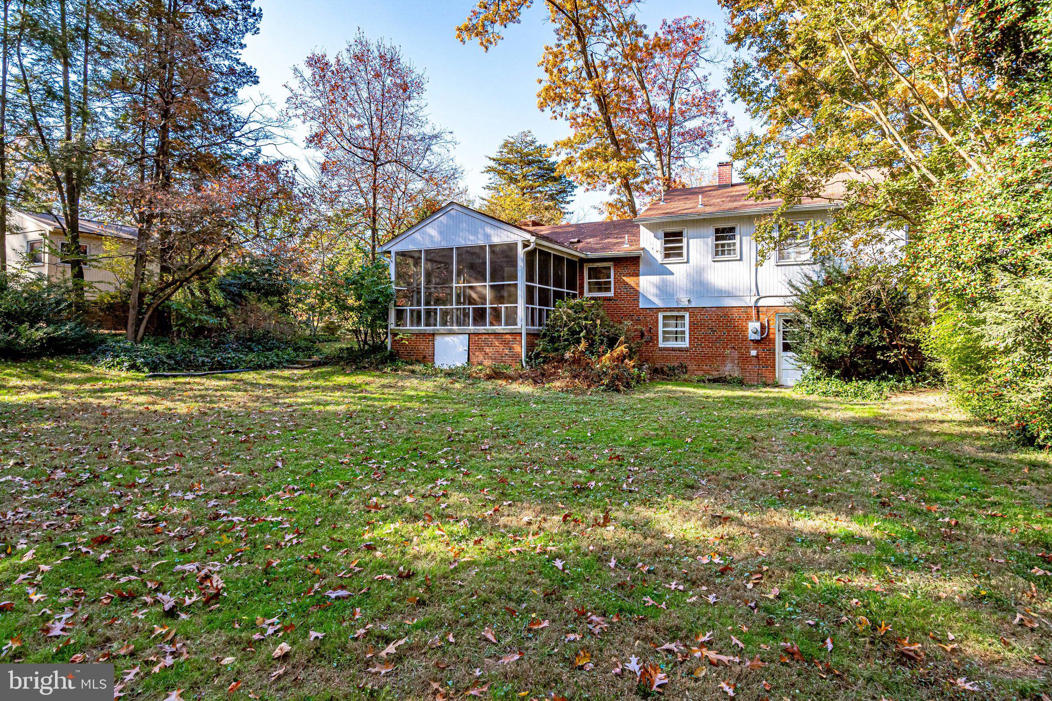 WOODS OF ILDA - Residential