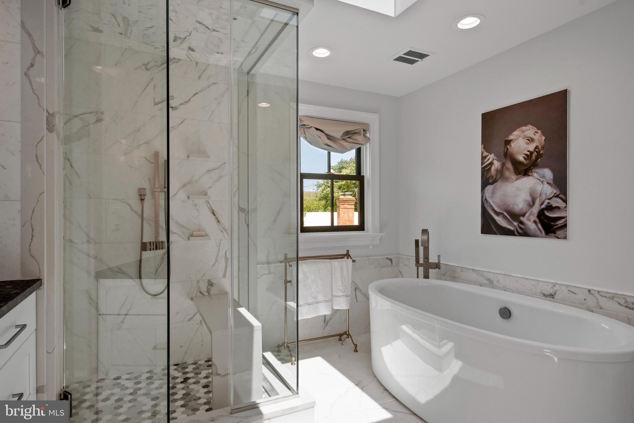 HISTORIC DISTRICT - Residential