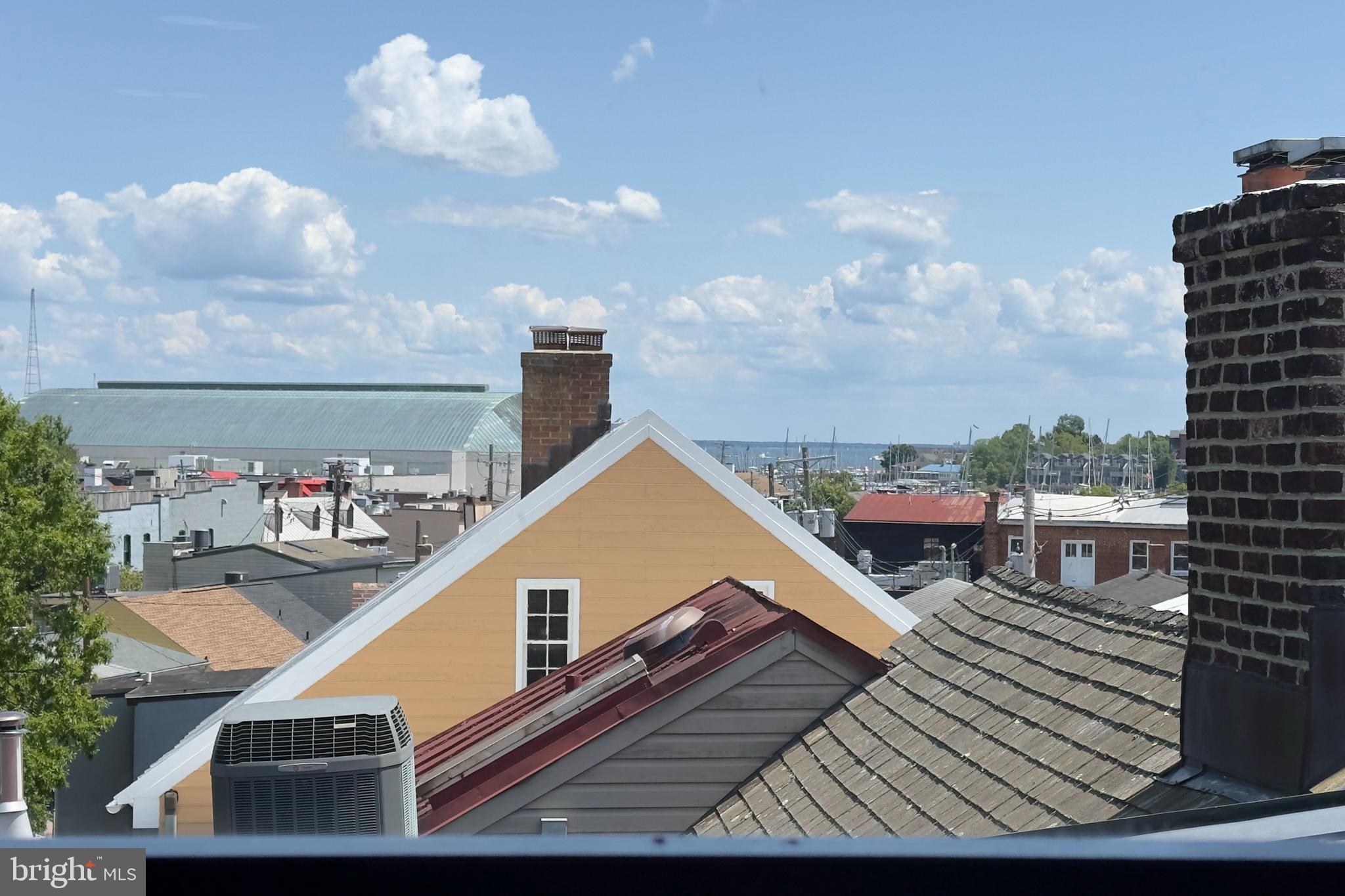 HISTORIC DISTRICT - Residential