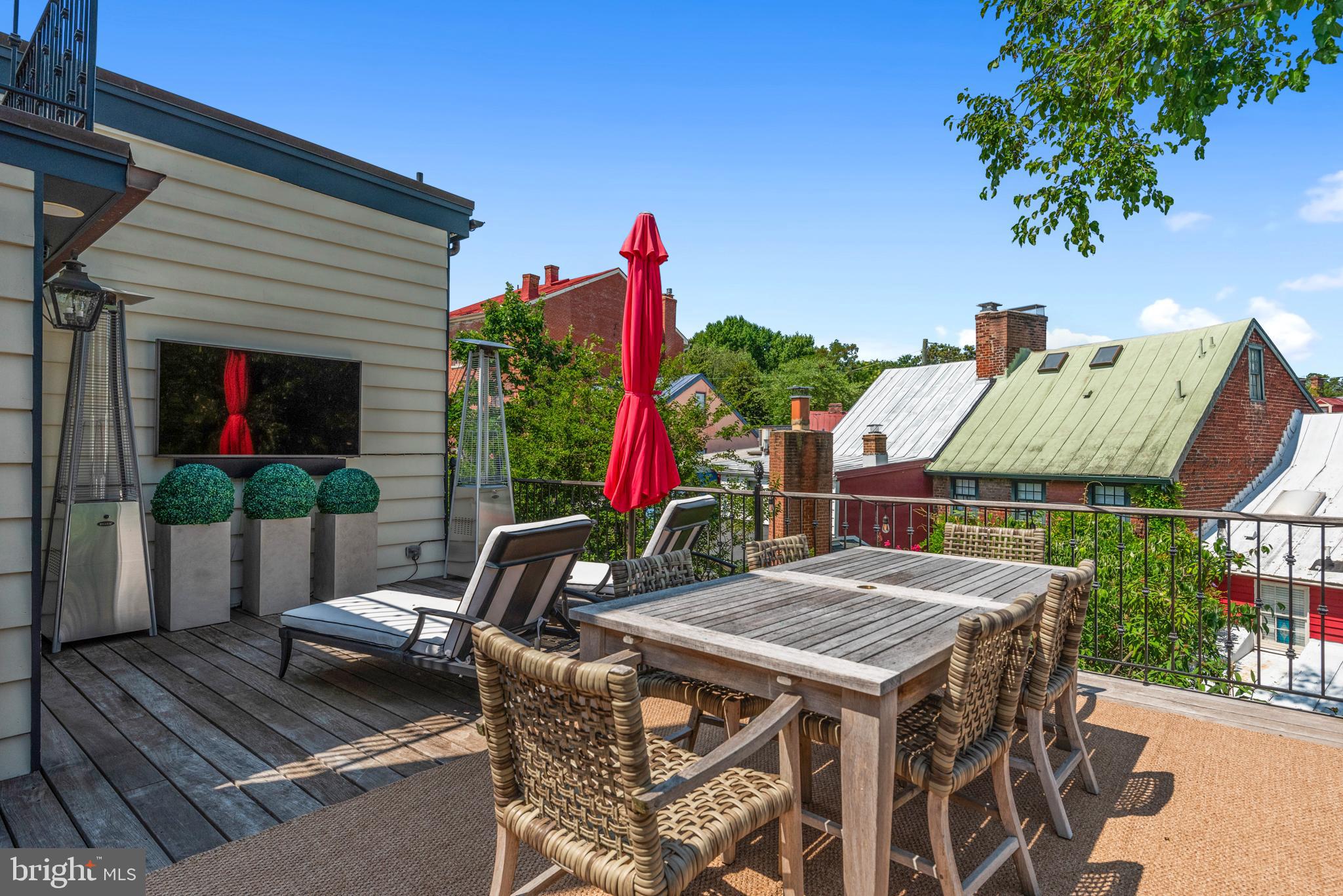 HISTORIC DISTRICT - Residential