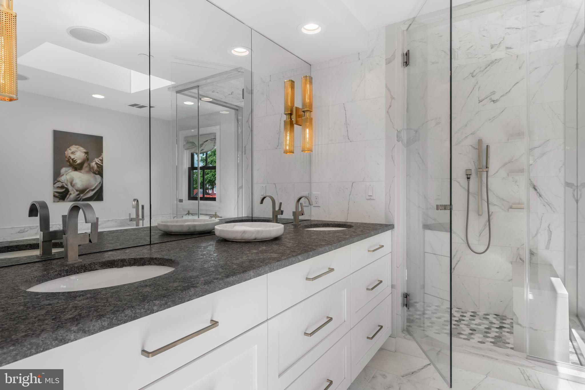 HISTORIC DISTRICT - Residential