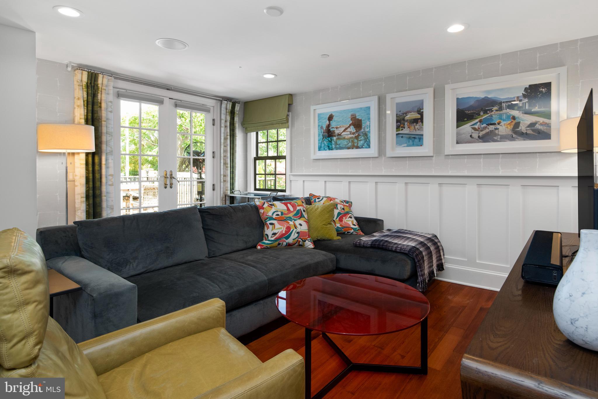 HISTORIC DISTRICT - Residential