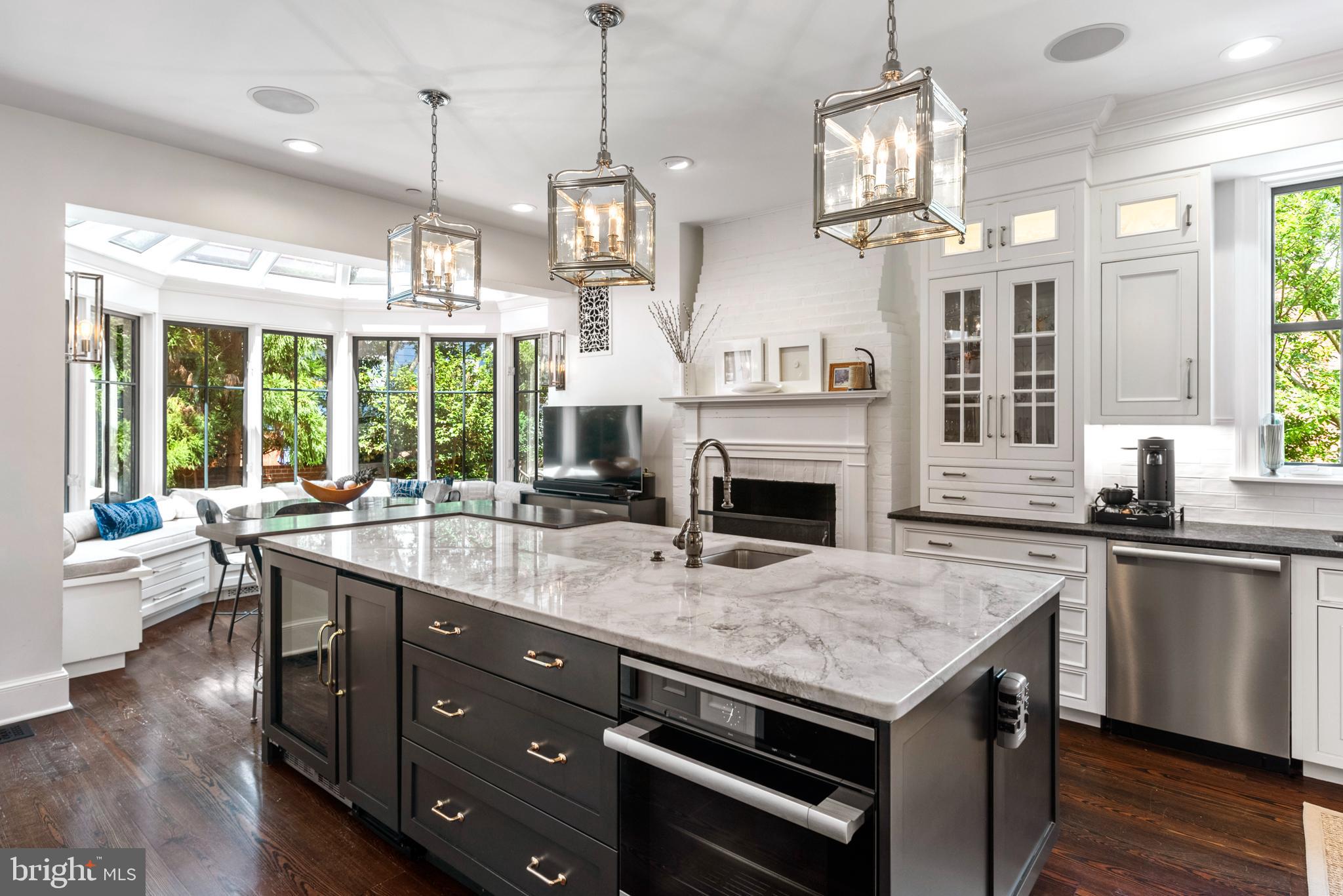 HISTORIC DISTRICT - Residential