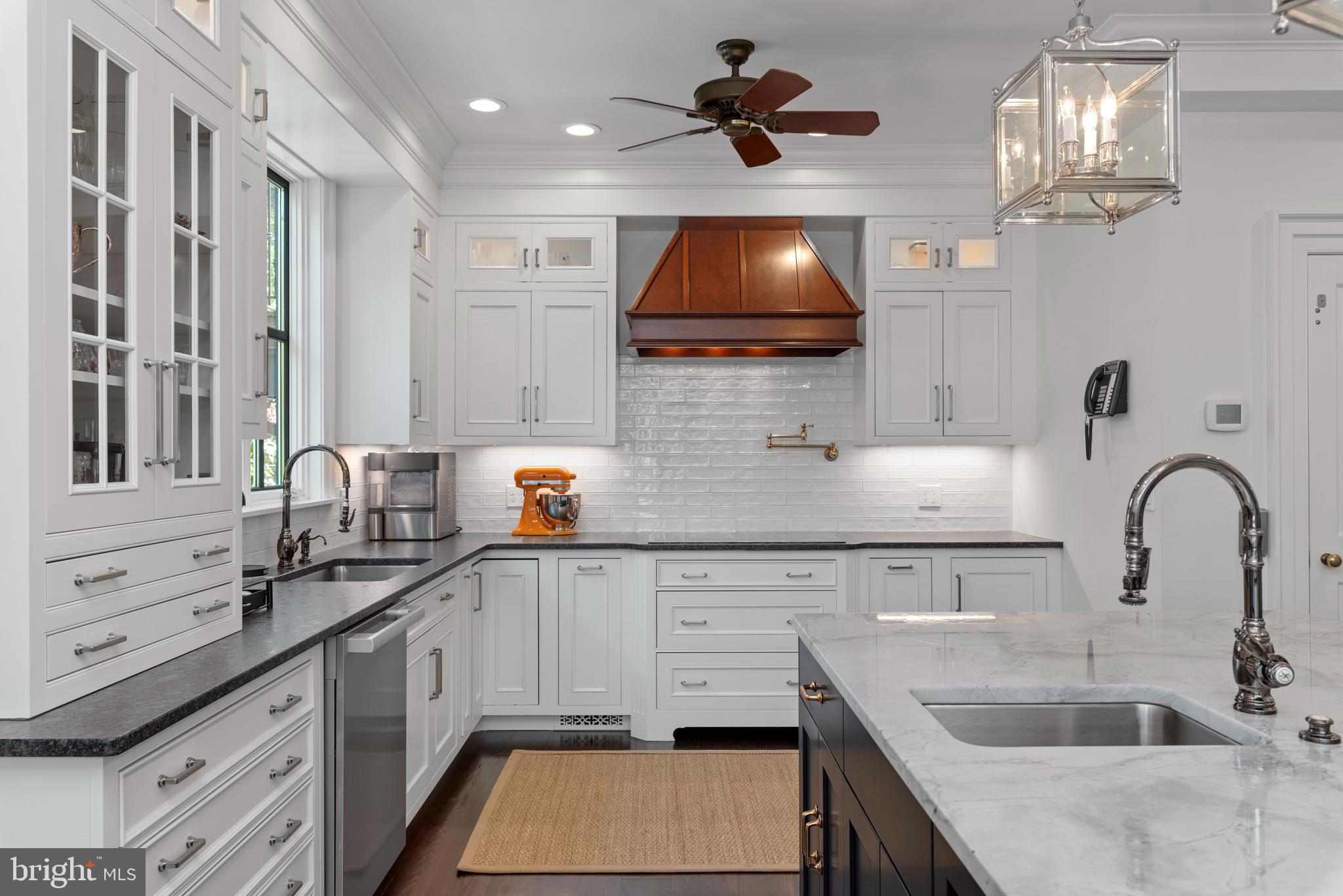 HISTORIC DISTRICT - Residential