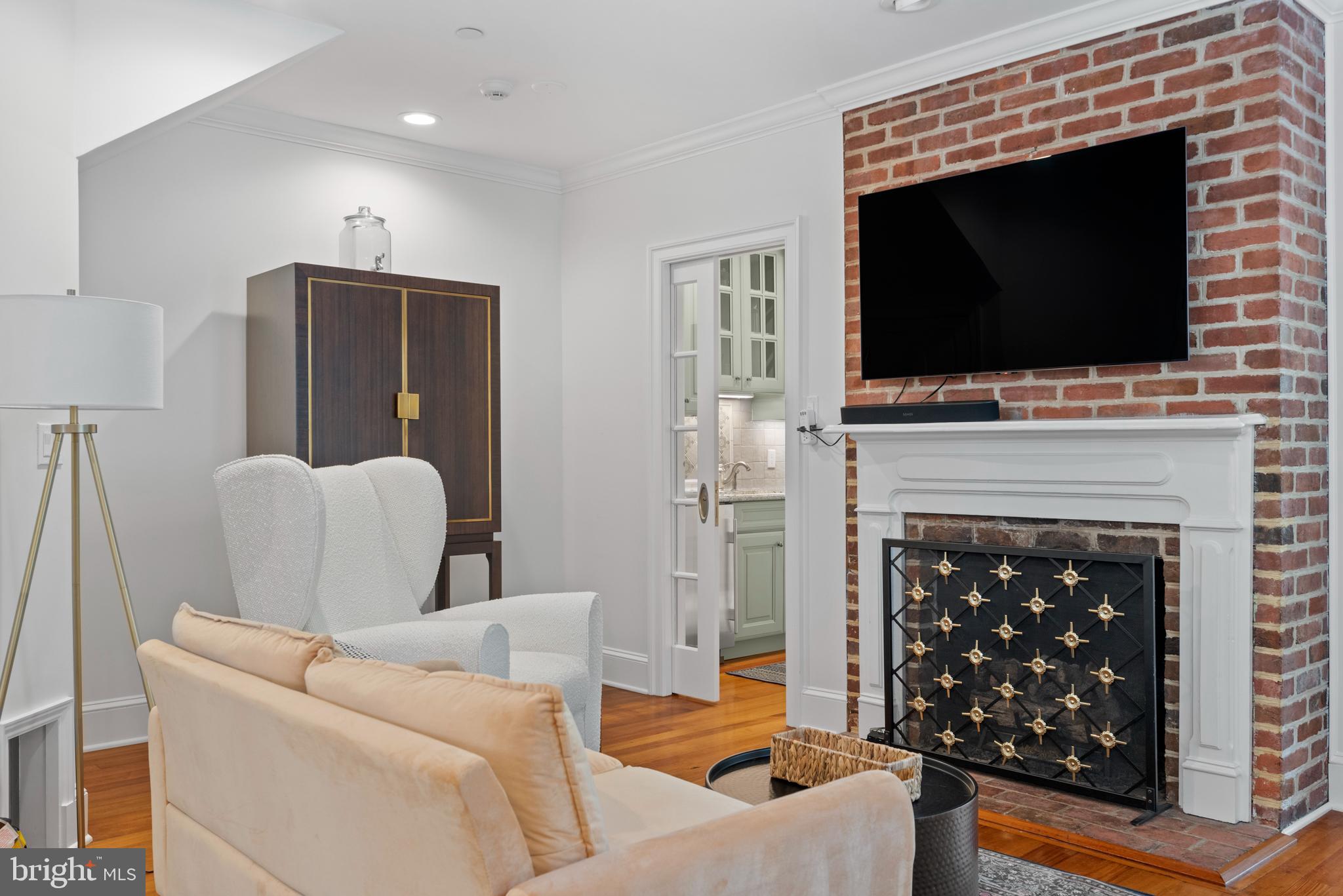 HISTORIC DISTRICT - Residential