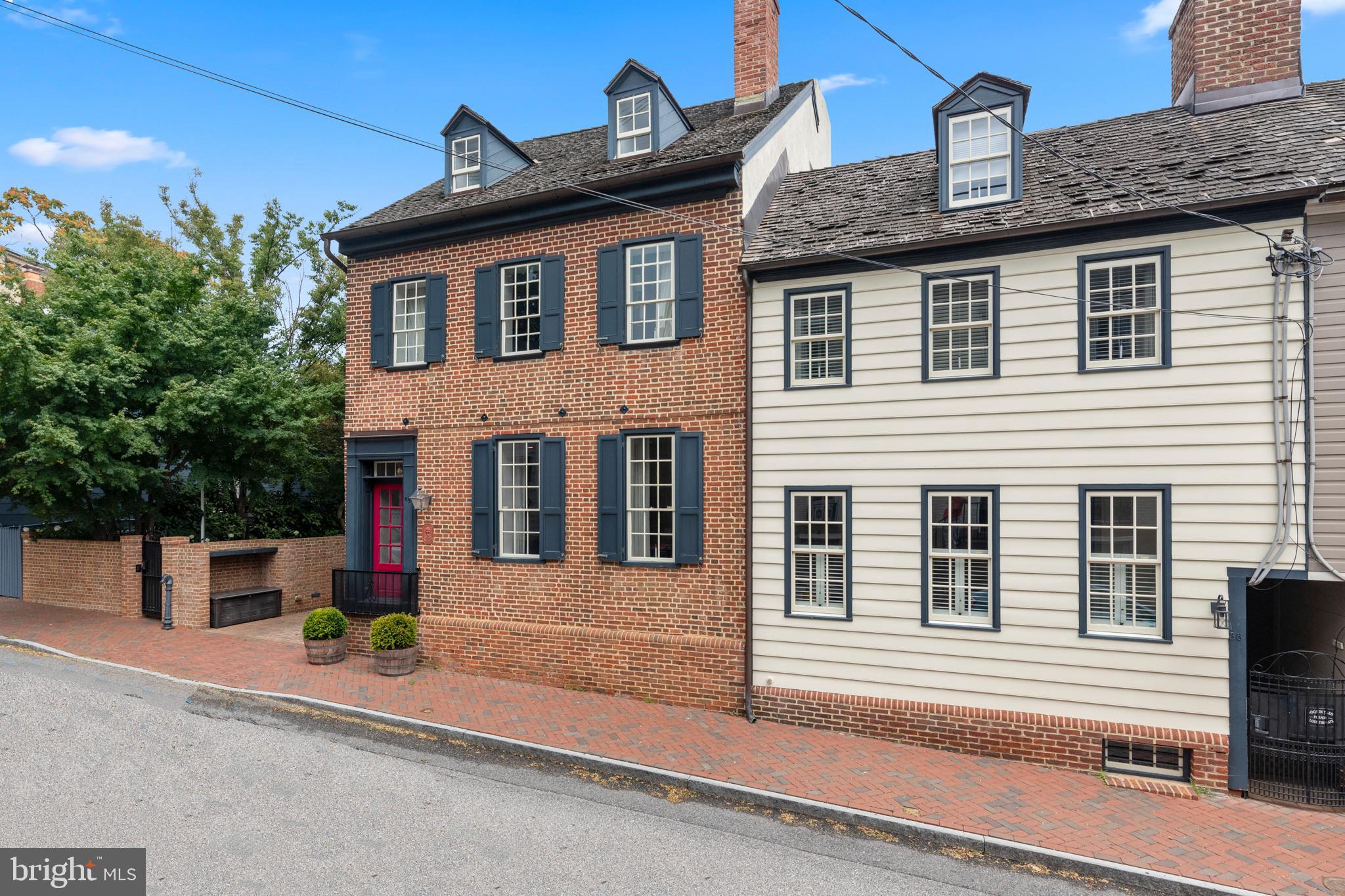 HISTORIC DISTRICT - Residential