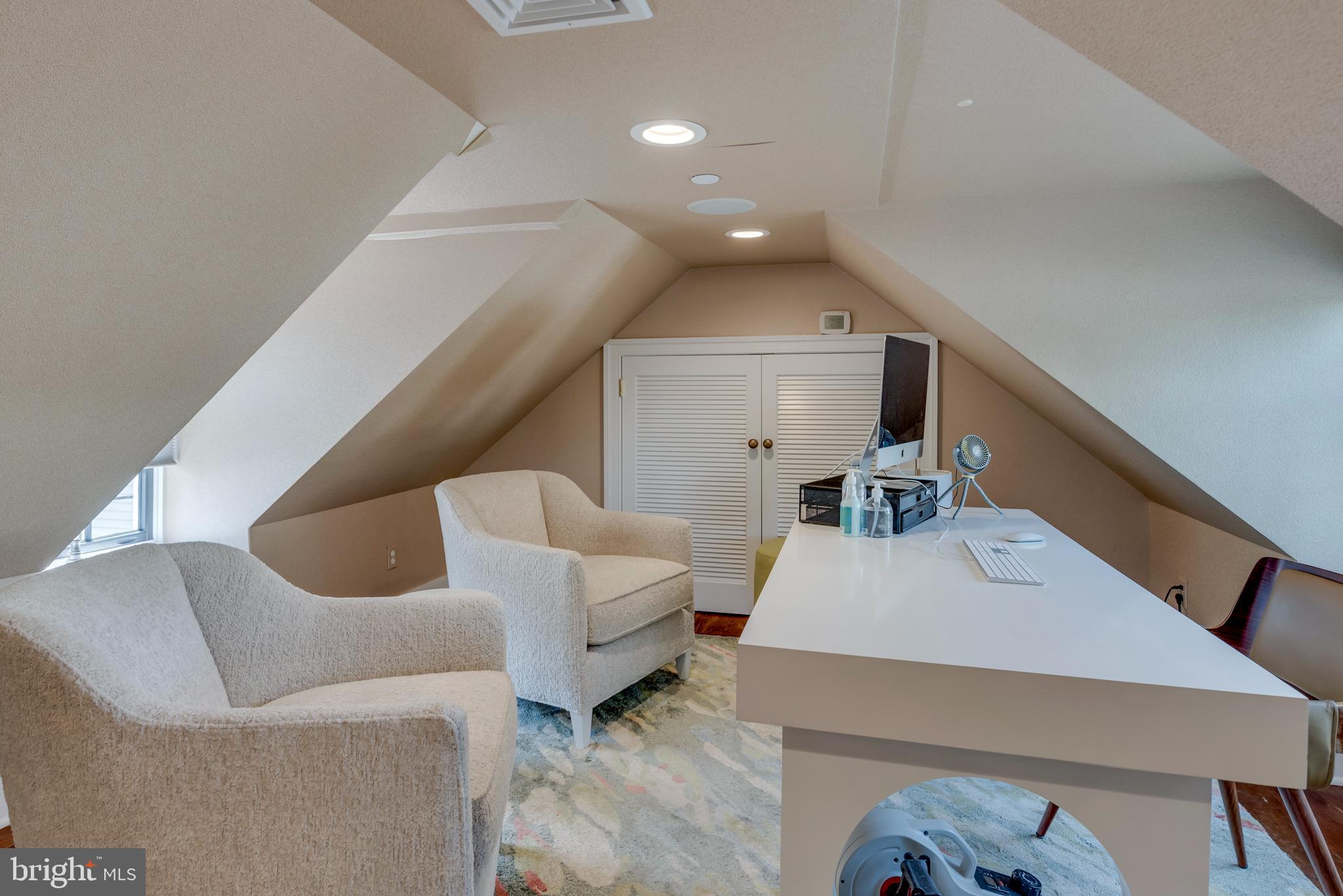 HISTORIC DISTRICT - Residential