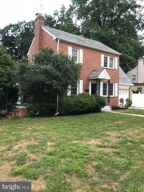 GARDEN CITY - Residential Lease