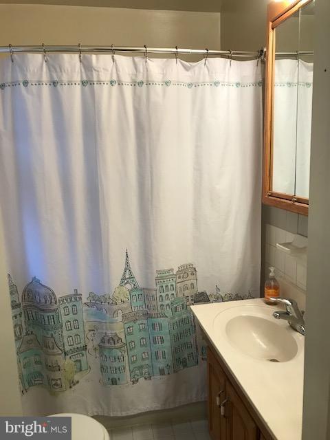 GARDEN CITY - Residential Lease