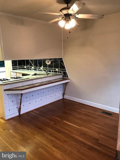 GARDEN CITY - Residential Lease