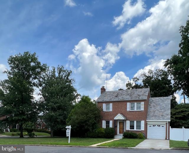 GARDEN CITY - Residential Lease