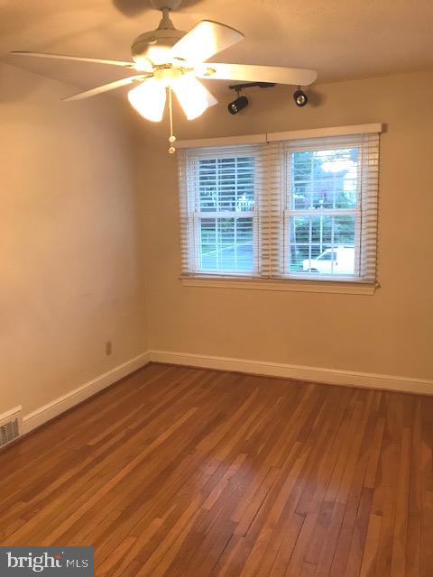 GARDEN CITY - Residential Lease