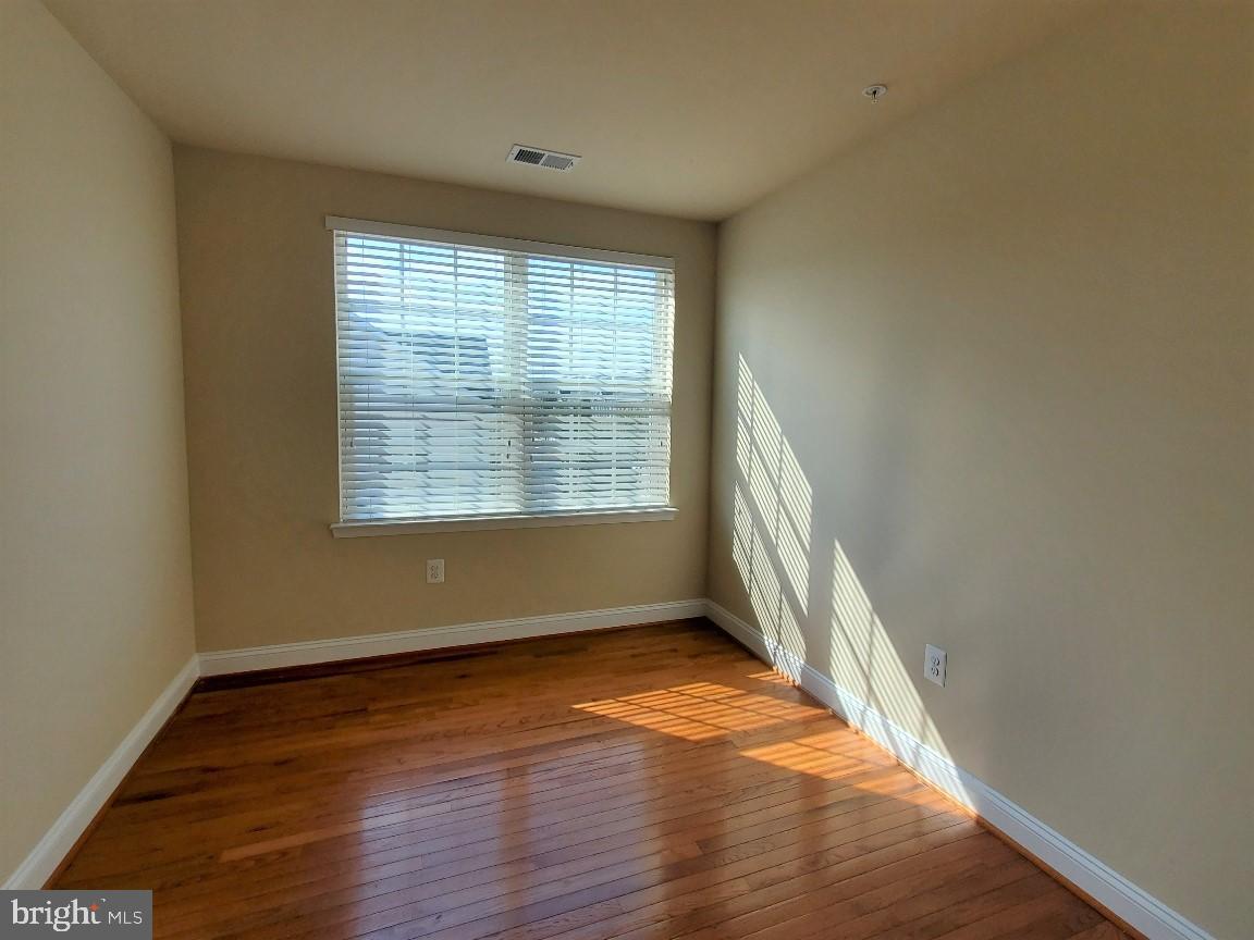 CLARKSBURG VILLAGE - Residential Lease