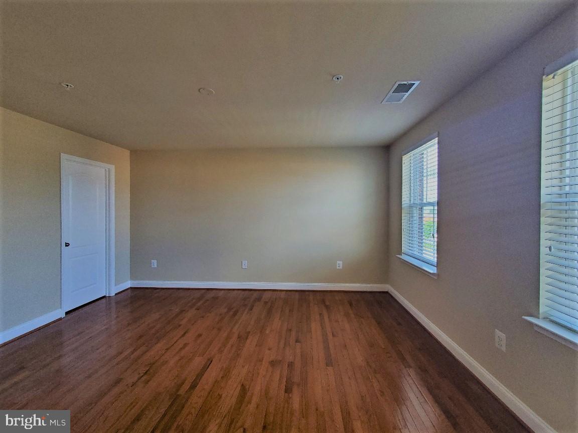 CLARKSBURG VILLAGE - Residential Lease