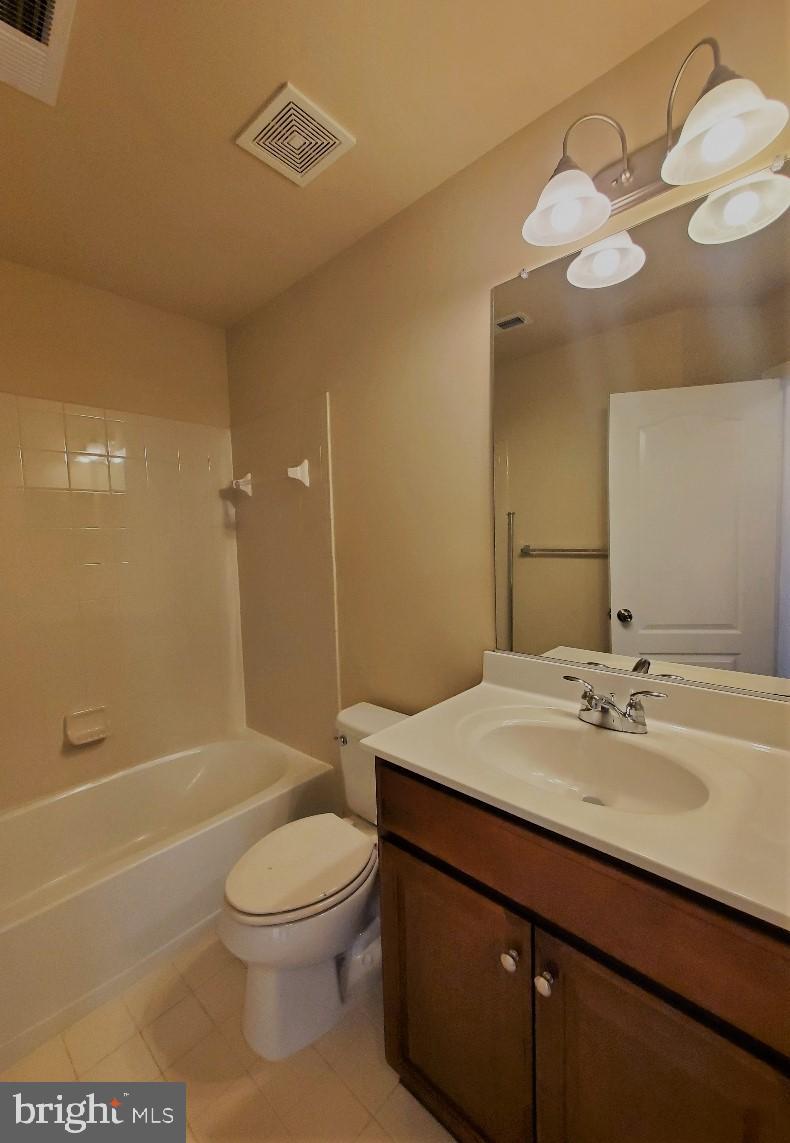 CLARKSBURG VILLAGE - Residential Lease