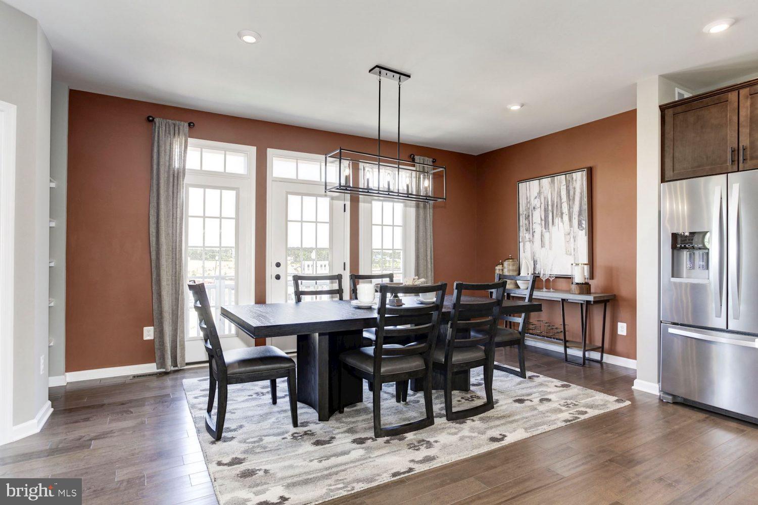 WHITSON WOODS - Residential