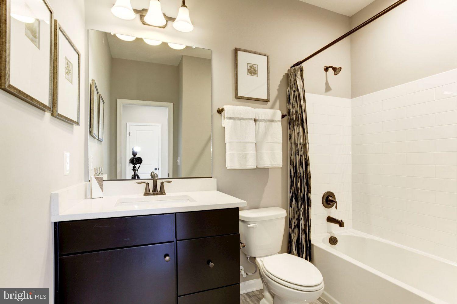 WHITSON WOODS - Residential