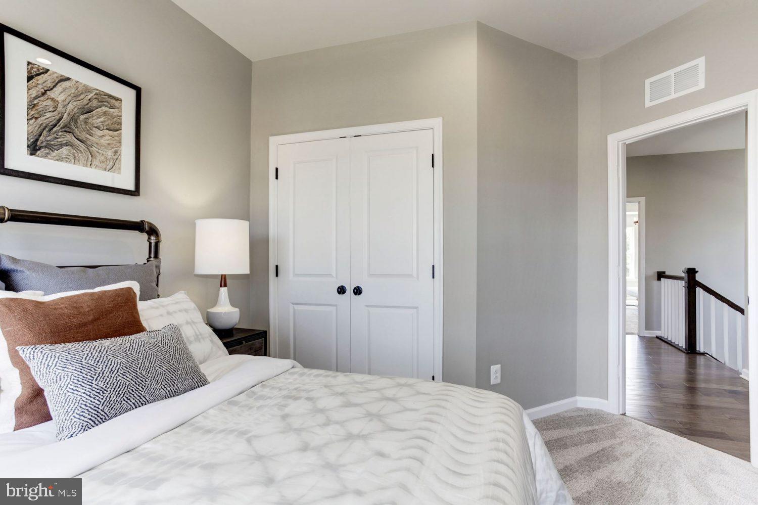 WHITSON WOODS - Residential