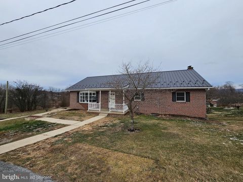 315 CHERRY LANE DRIVE CHAMBERSBURG PA 17202