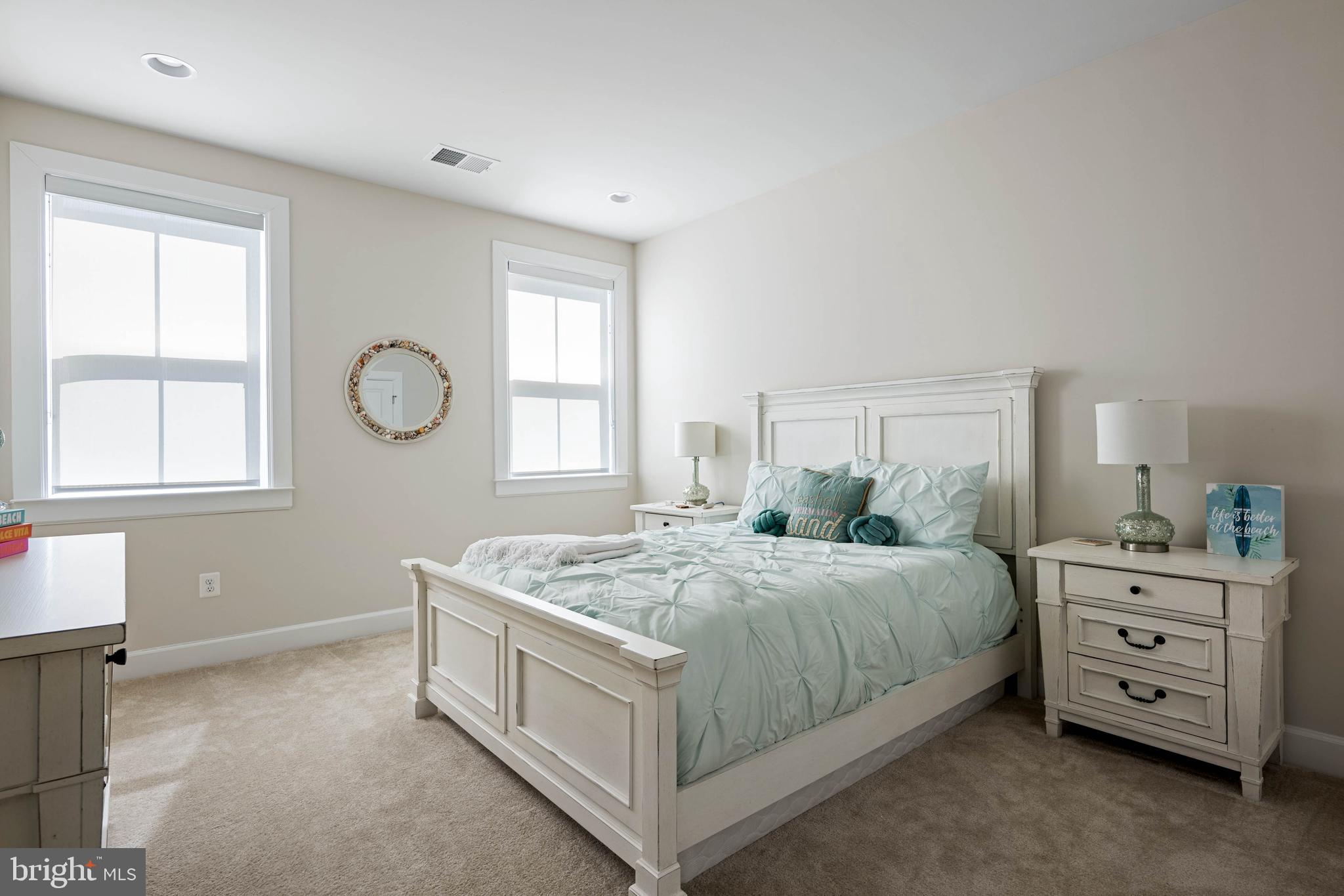 THE OVERLOOK - Residential