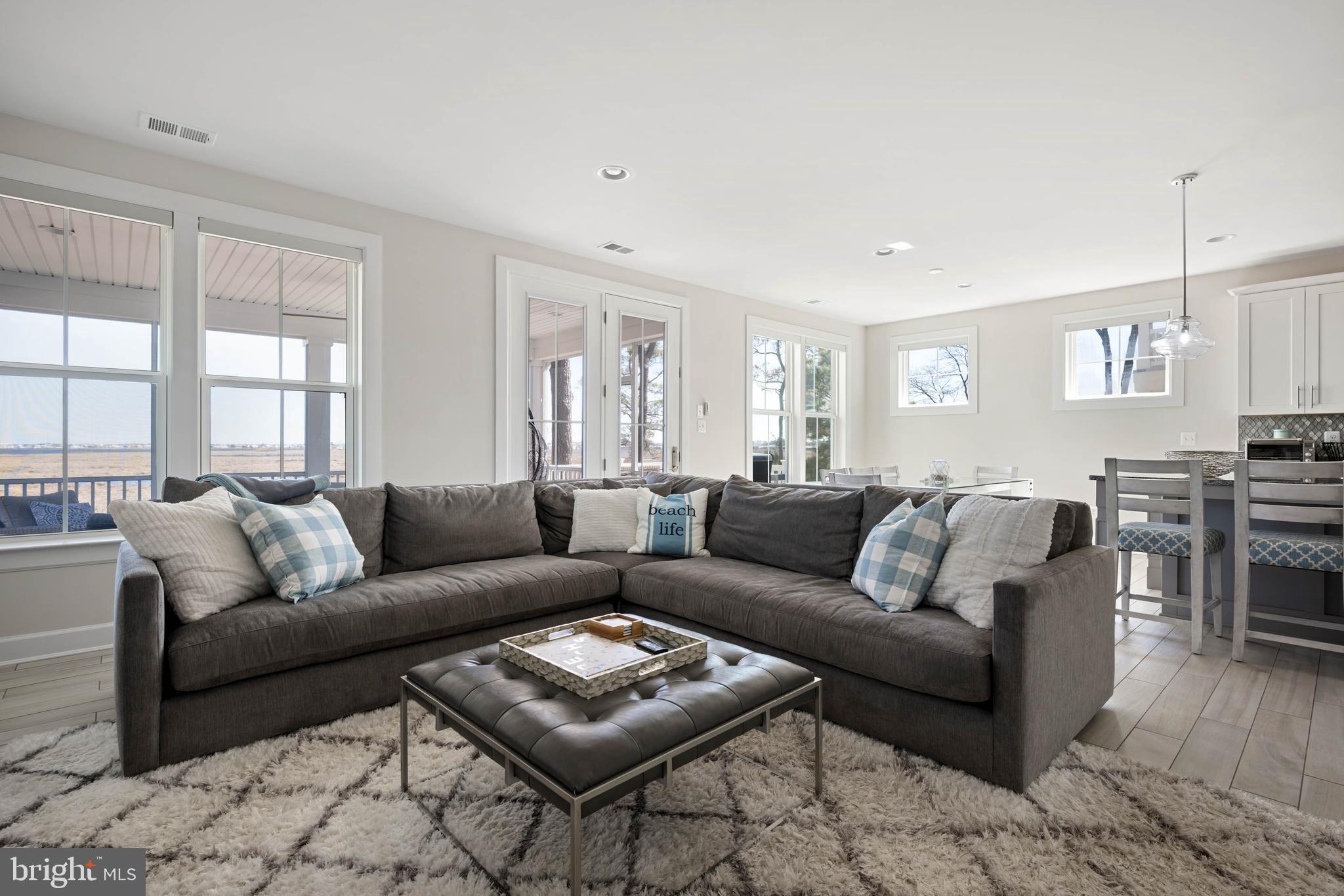 THE OVERLOOK - Residential