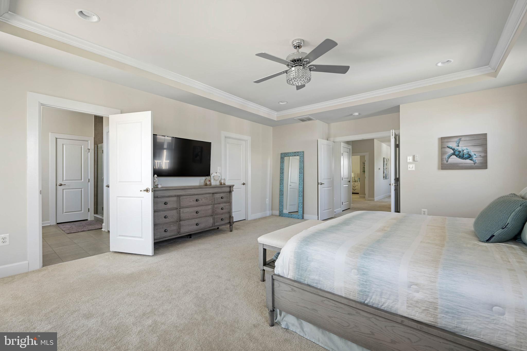 THE OVERLOOK - Residential