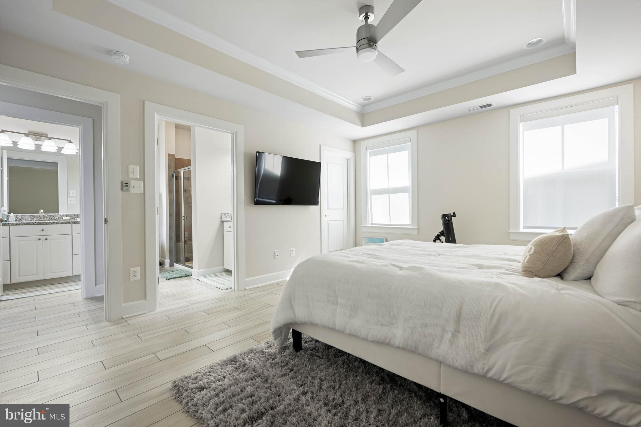 THE OVERLOOK - Residential