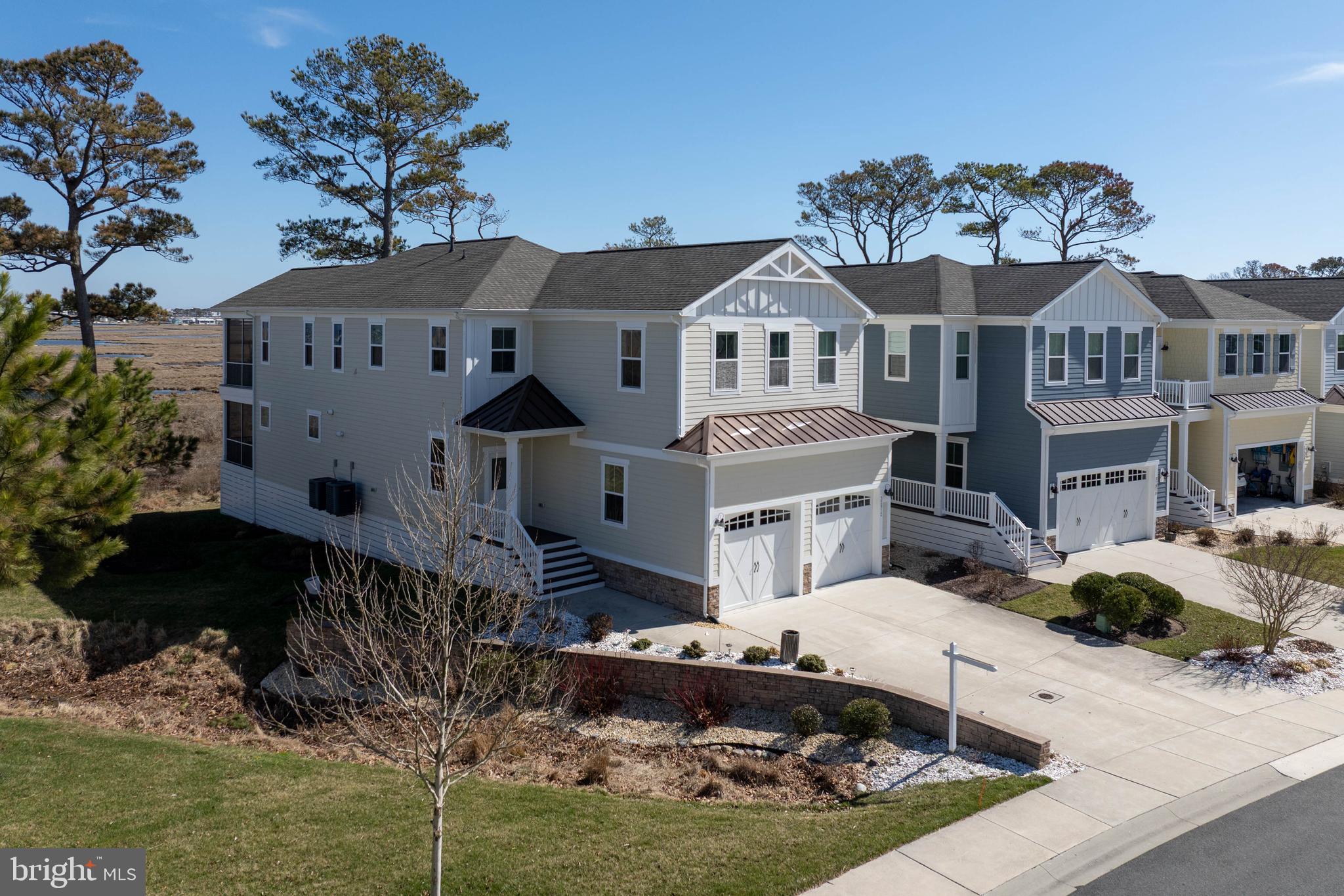 THE OVERLOOK - Residential