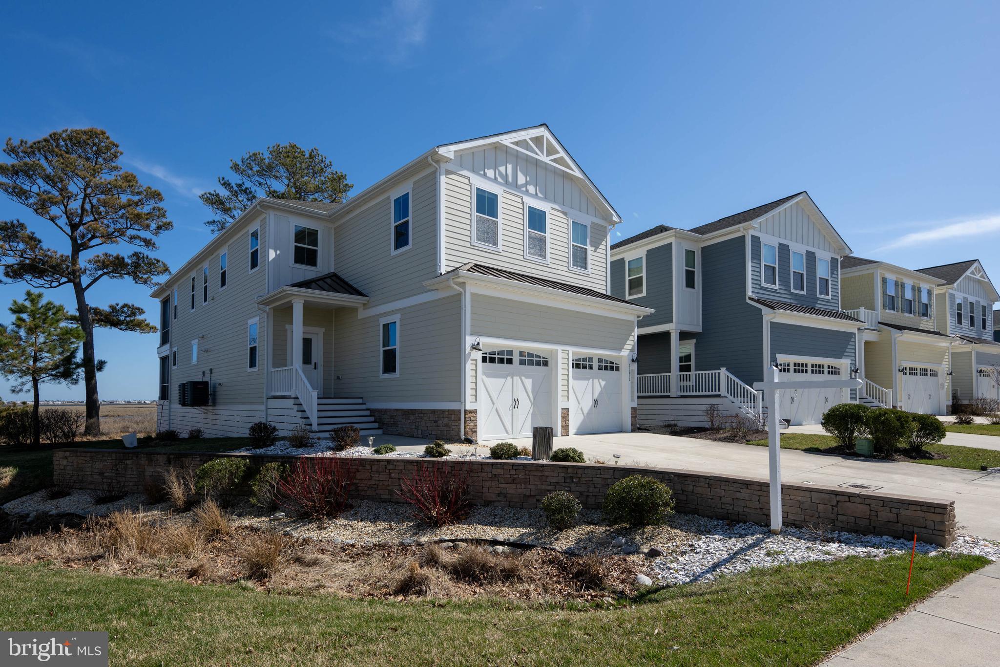 THE OVERLOOK - Residential