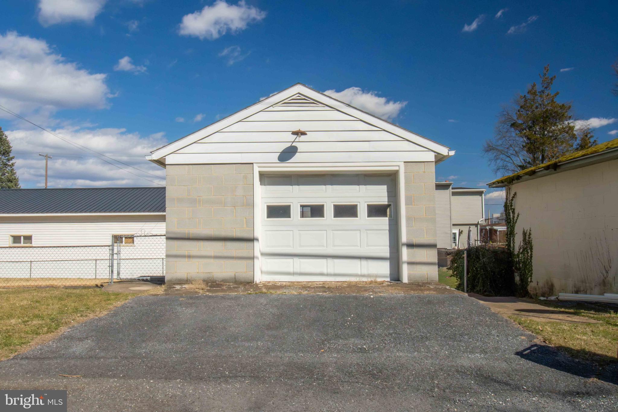 WORMLEYSBURG - Residential