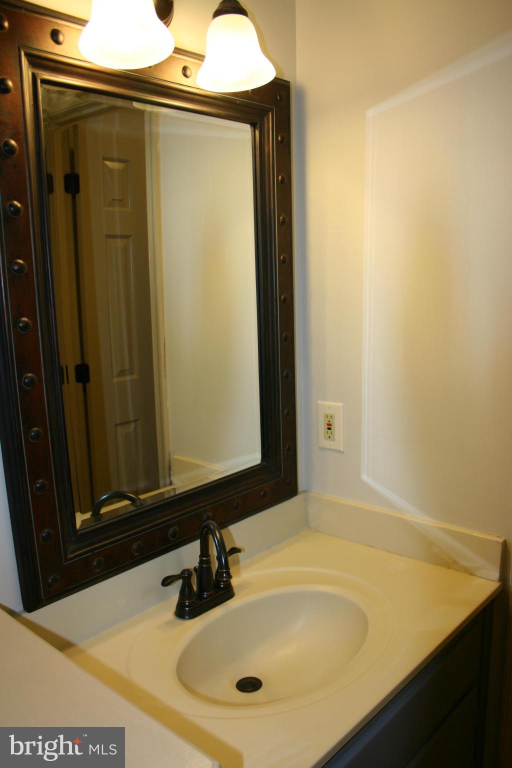 SHERATON OAKS - Residential