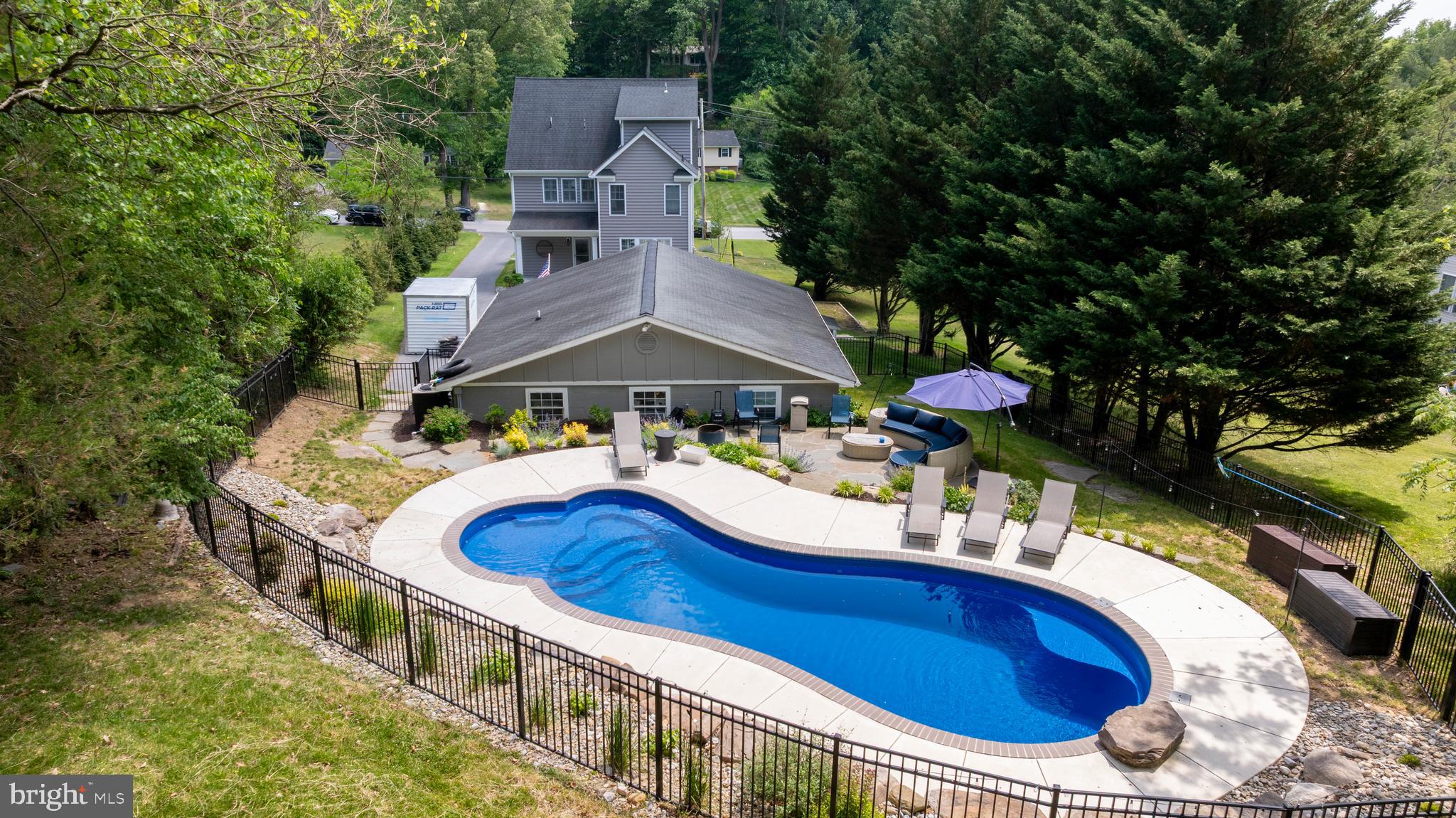 8536 HIGH RIDGE ROAD