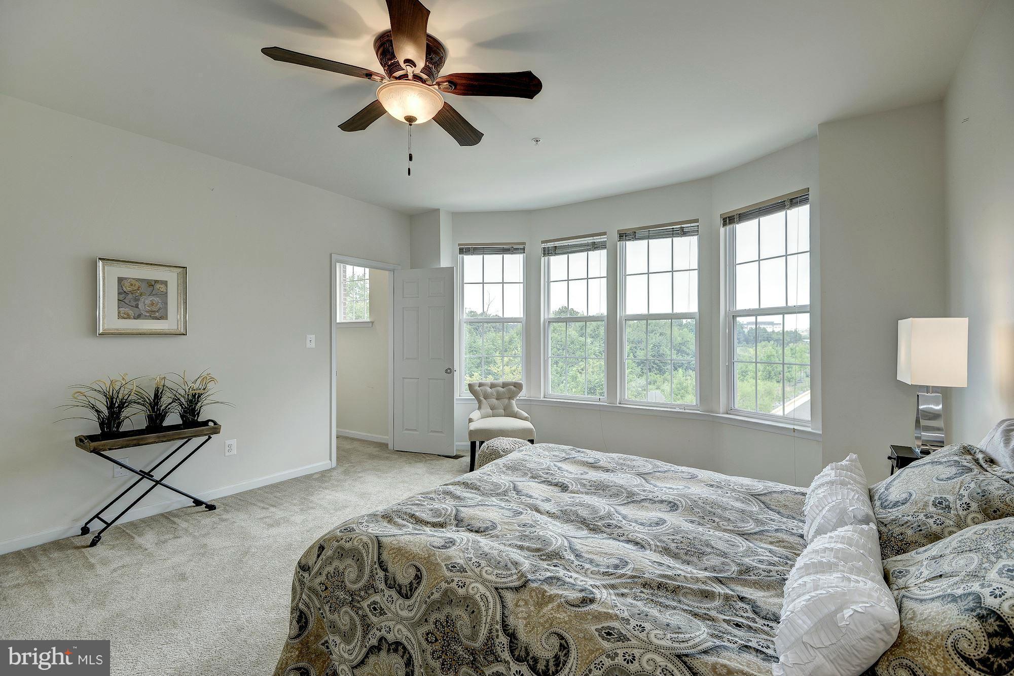 RESIDENCES AT DULLES PRK - Residential