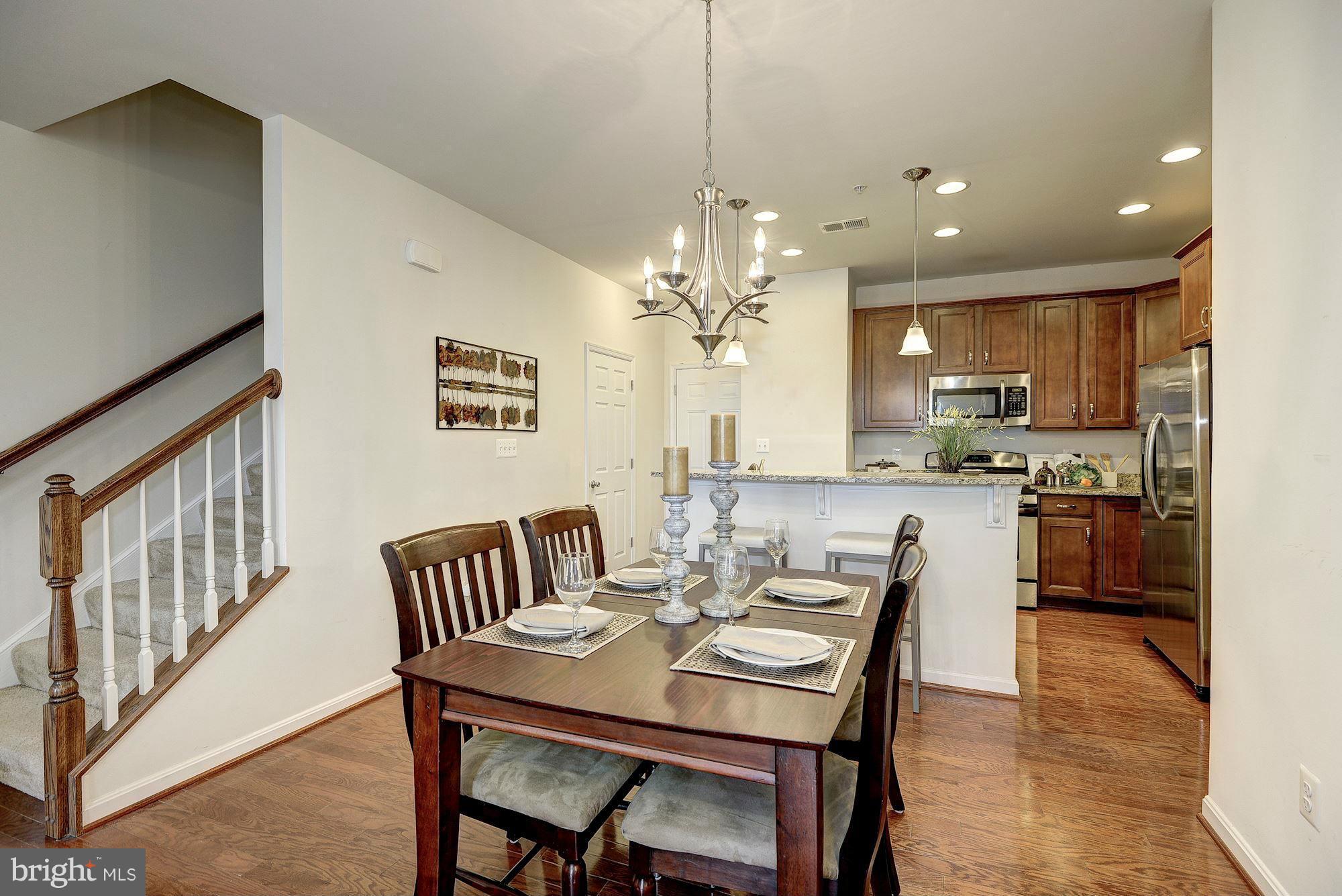 RESIDENCES AT DULLES PRK - Residential