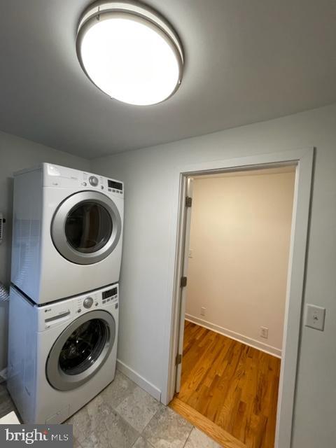 NORRIS SQUARE - Residential Lease