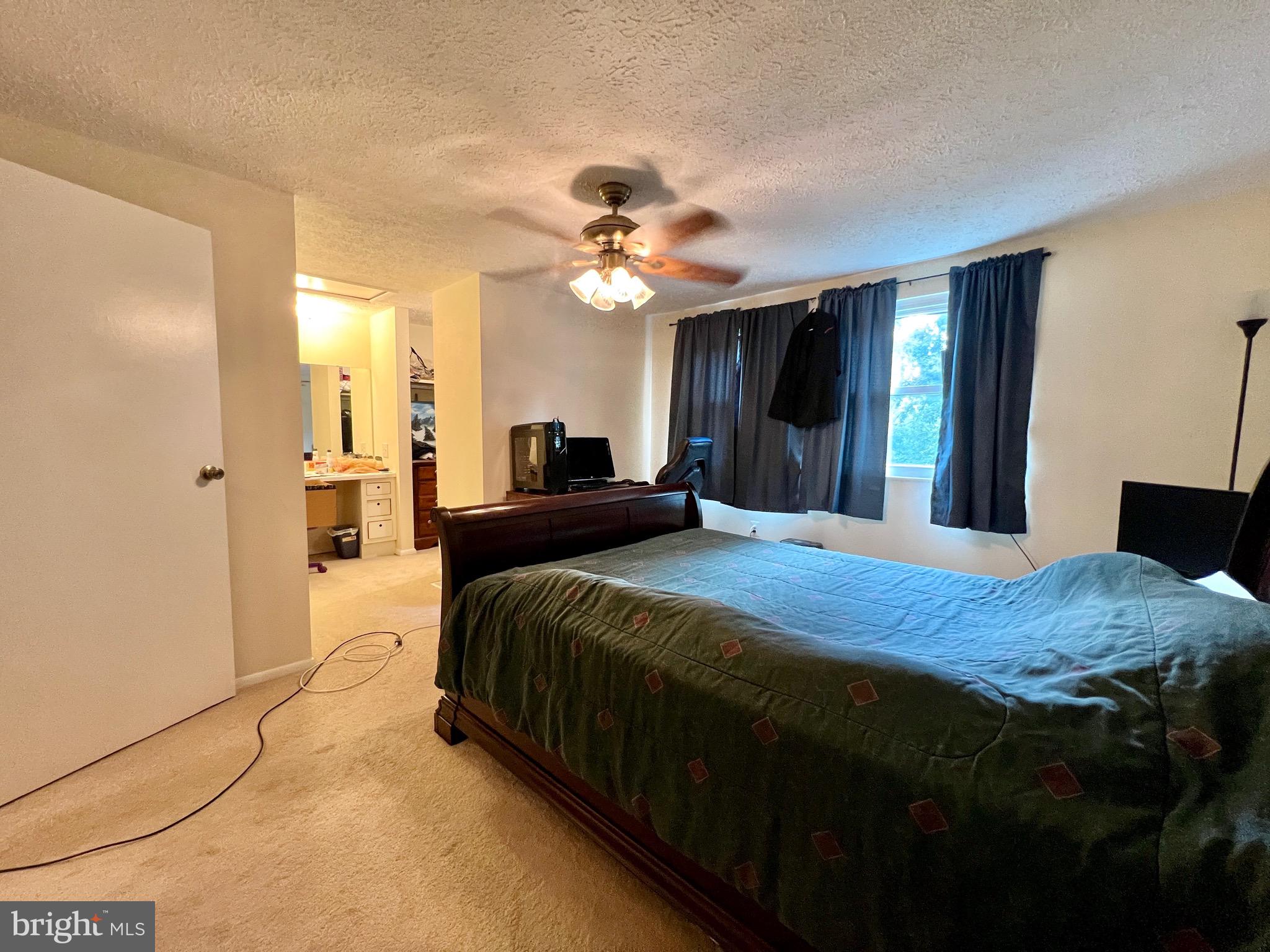 DAMASCUS MANOR - Residential