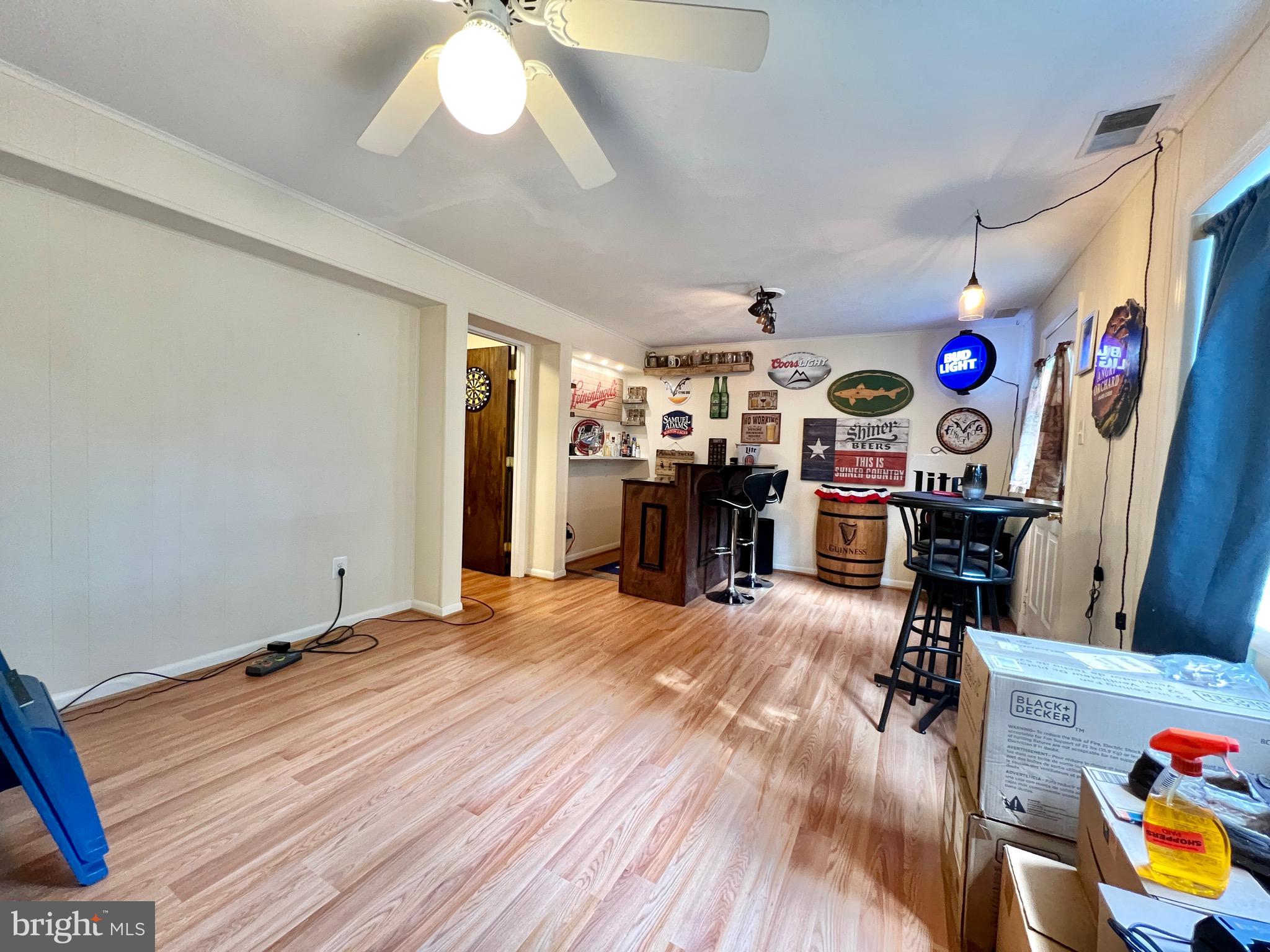 DAMASCUS MANOR - Residential