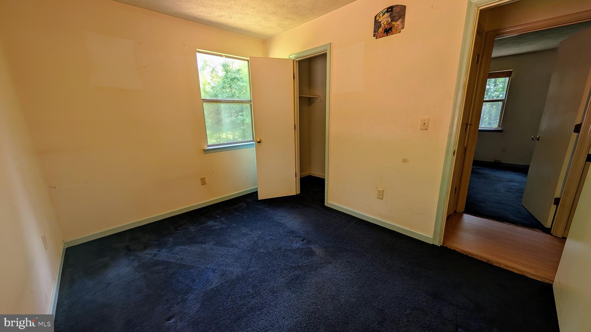 LAUREL MOUNTAIN - Residential