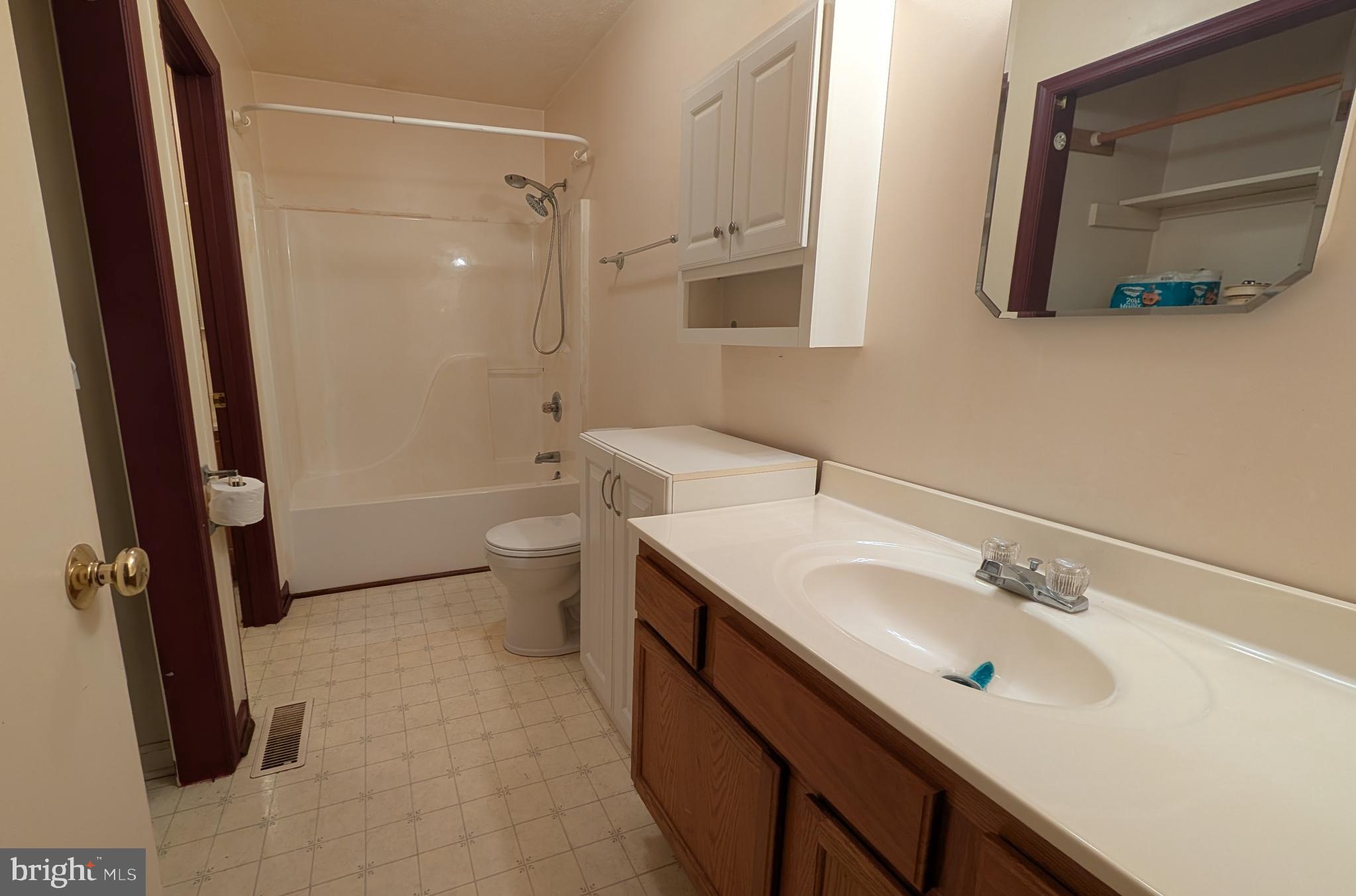 LAUREL MOUNTAIN - Residential