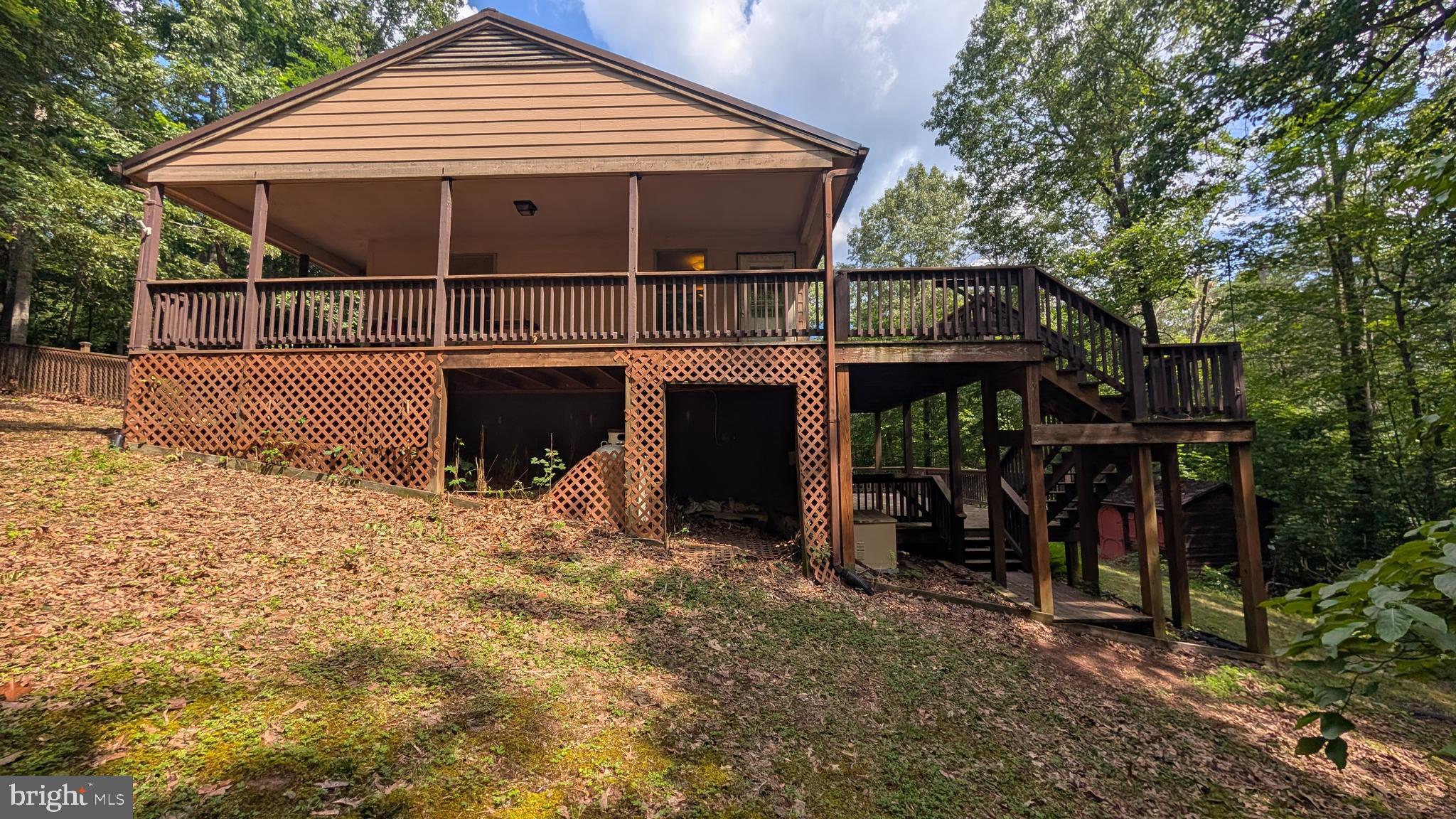 LAUREL MOUNTAIN - Residential