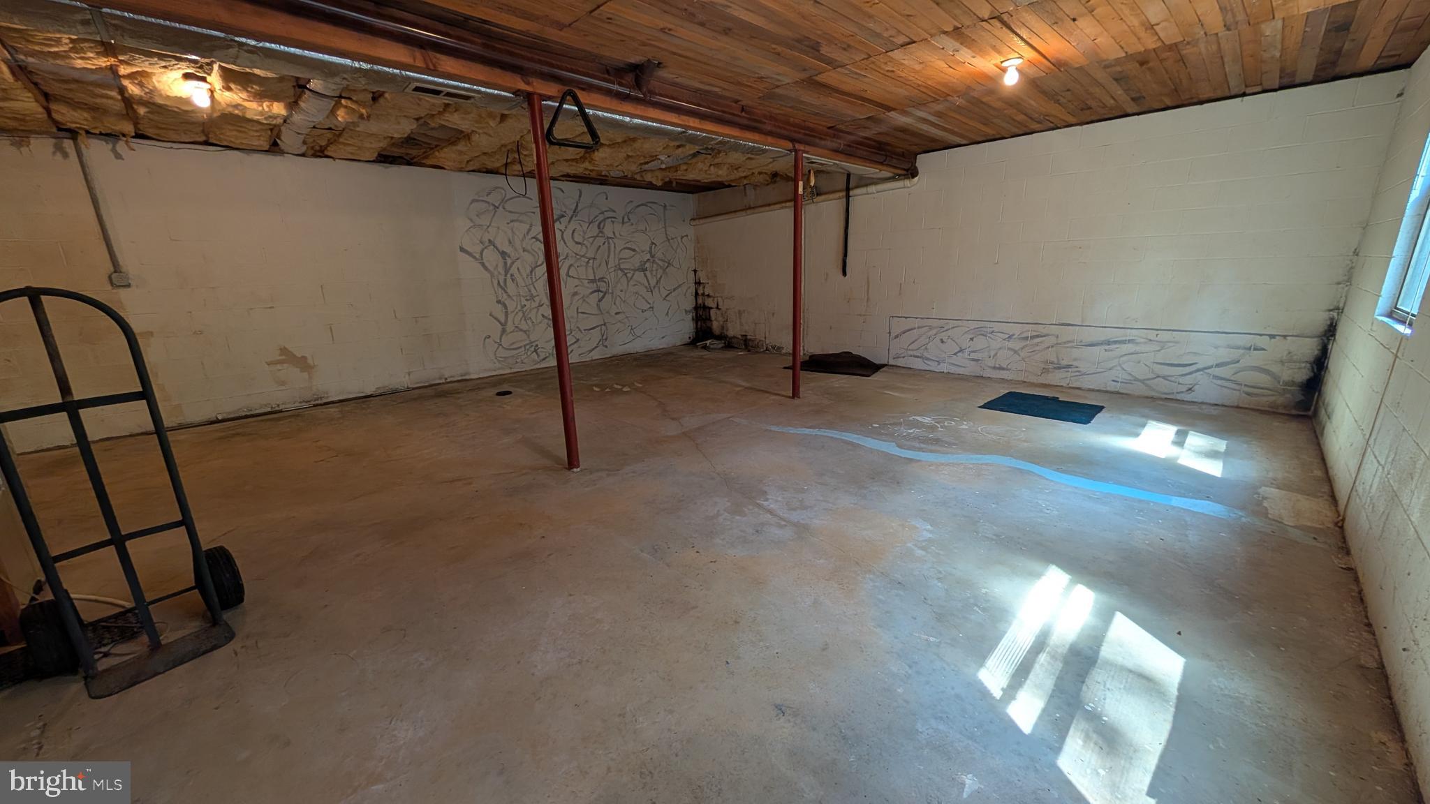 LAUREL MOUNTAIN - Residential