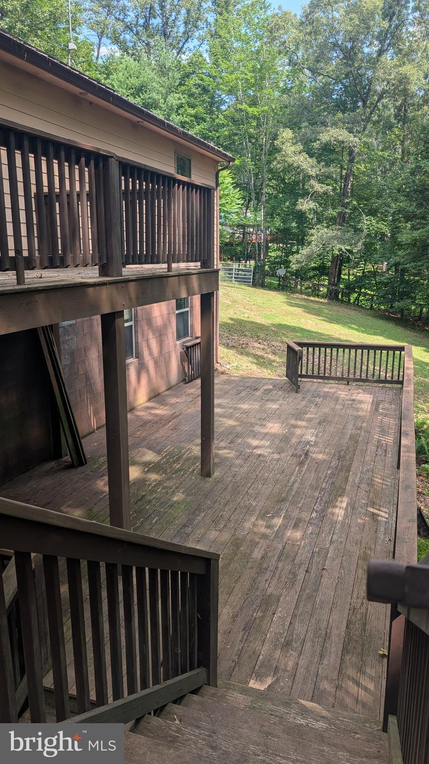 LAUREL MOUNTAIN - Residential