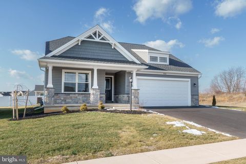 806 GREENWICH LANE SHIPPENSBURG PA 17257