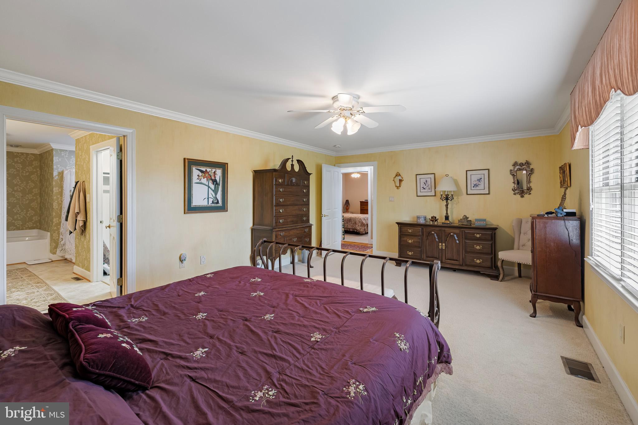 FALCON PLACE - Residential