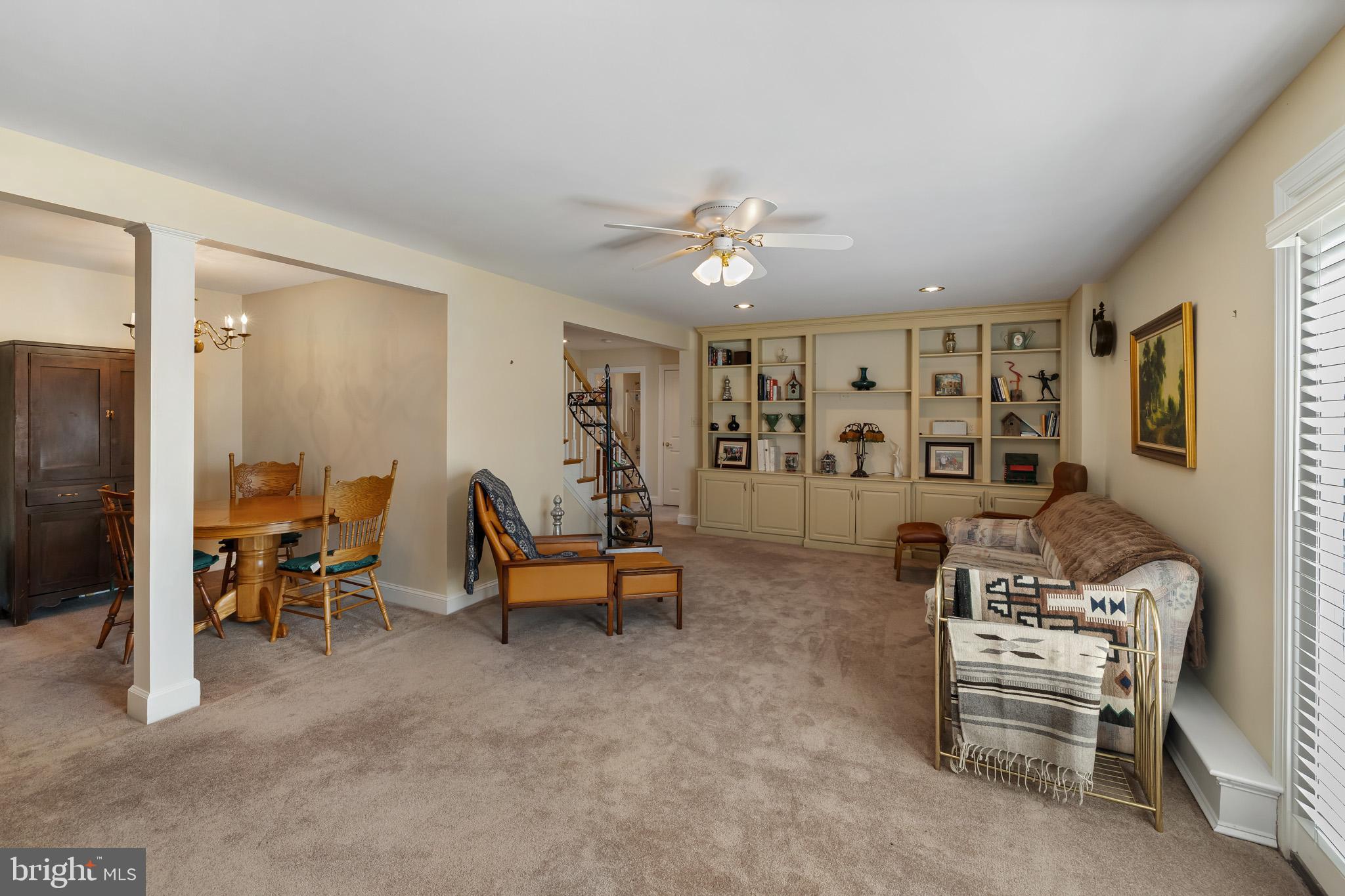 FALCON PLACE - Residential