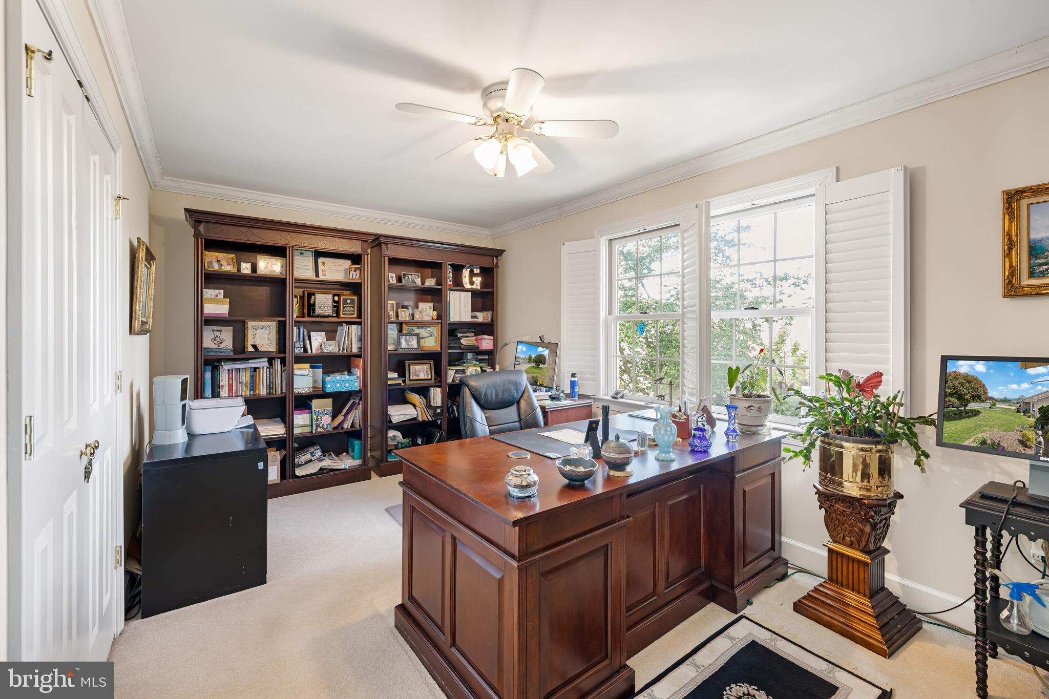 FALCON PLACE - Residential