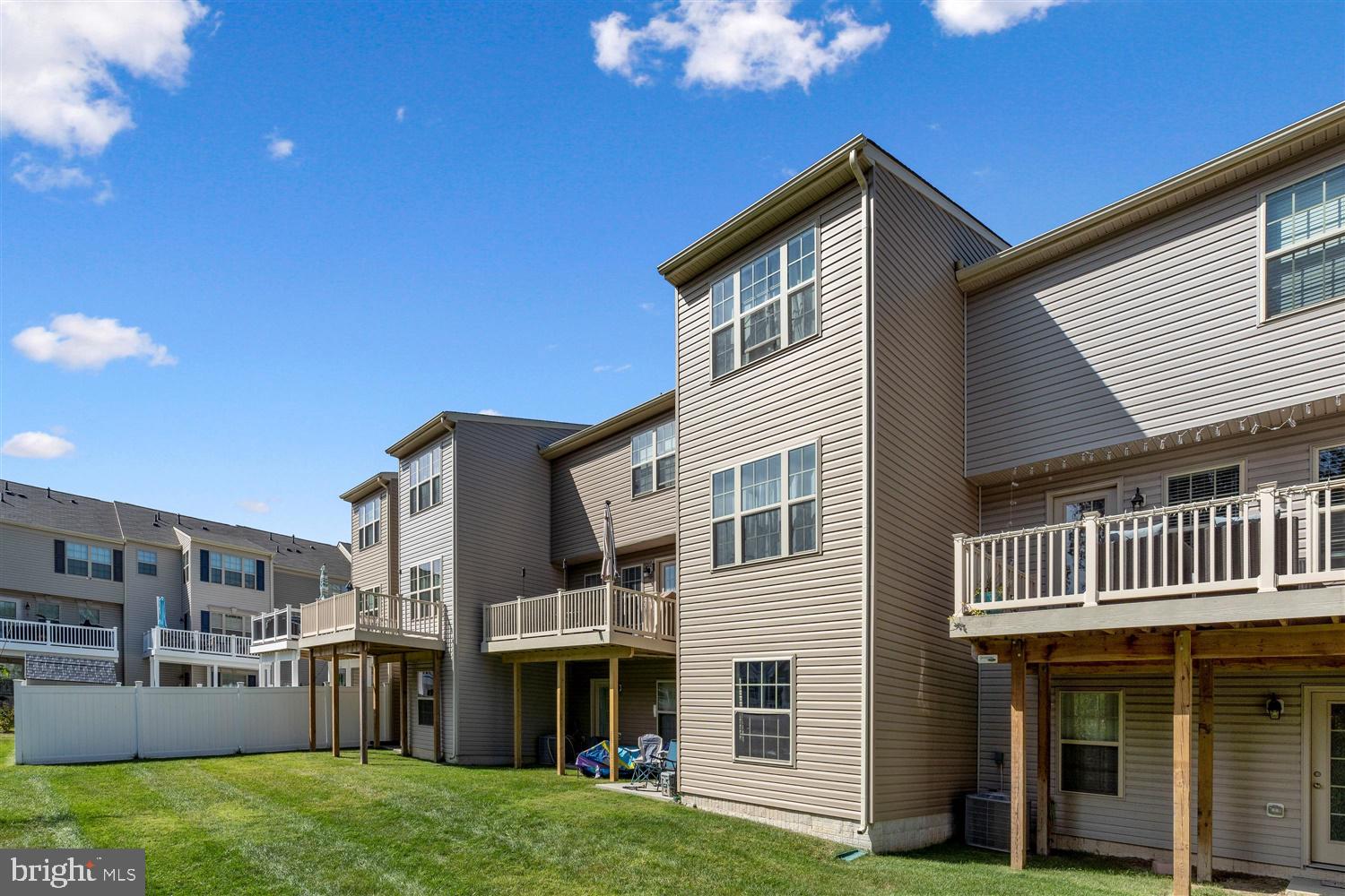 RAVENHURST - Residential